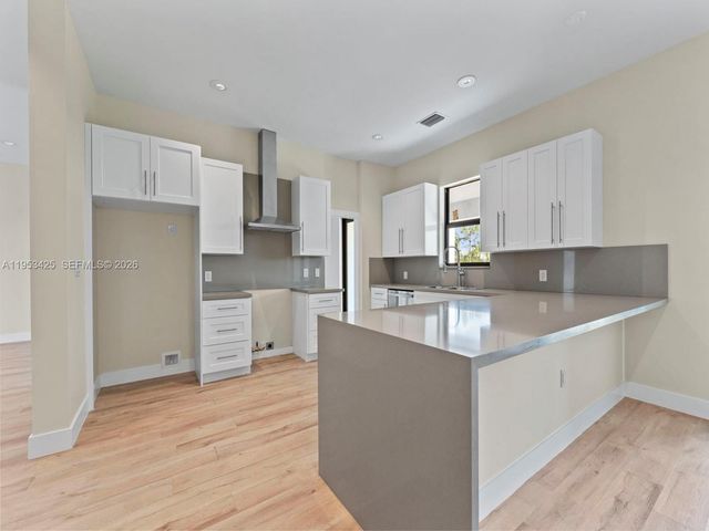 22451 SW 118 Ave, Miami, FL 33170