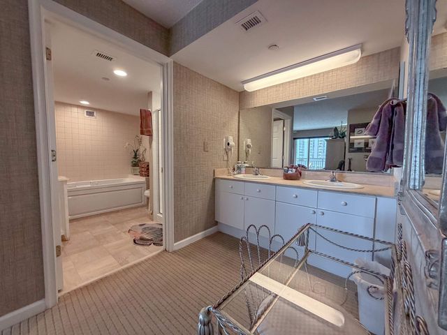 8560 Queensway Blvd Apt 203, Myrtle Beach, SC 29572