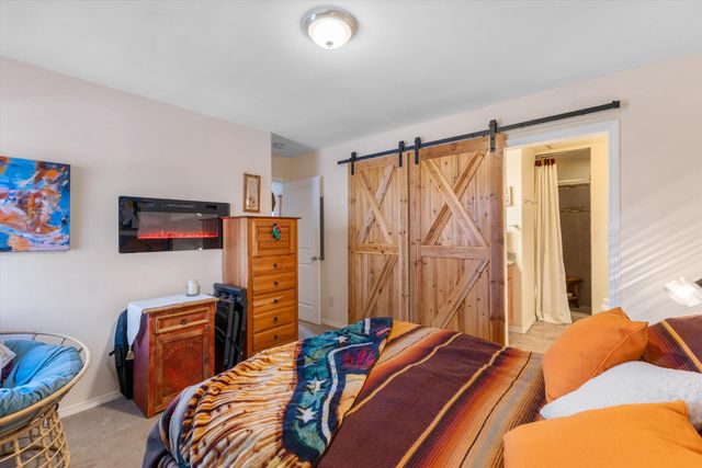 3 Silver Buckle Road, Santa Fe, NM 87508