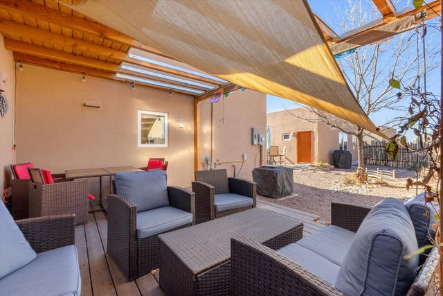 3 Silver Buckle Road, Santa Fe, NM 87508