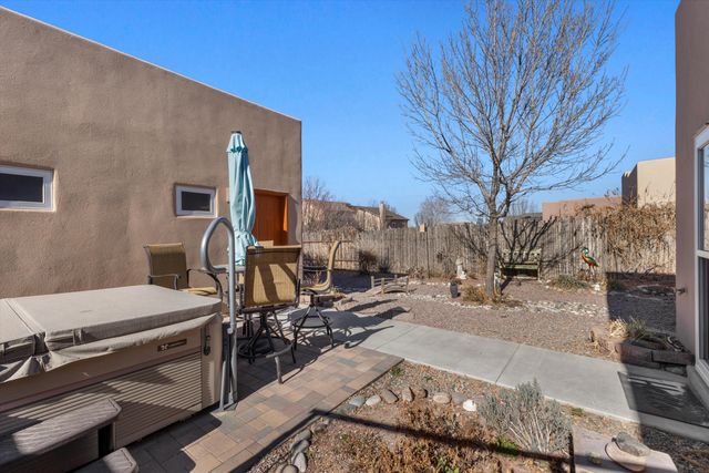 3 Silver Buckle Road, Santa Fe, NM 87508