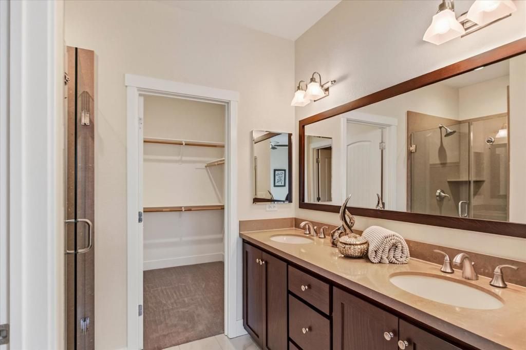 Image 17 of property listing at 1942 San Luis Avenue, Mountain View, CA 94043