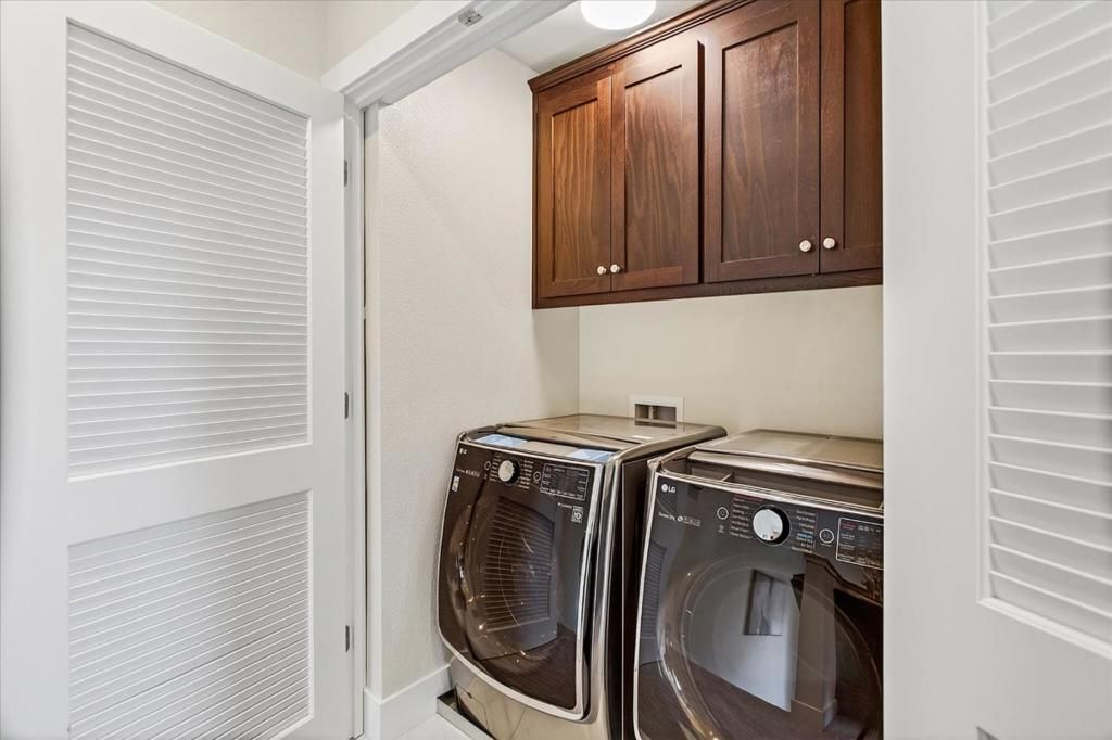 Image 22 of property listing at 1942 San Luis Avenue, Mountain View, CA 94043