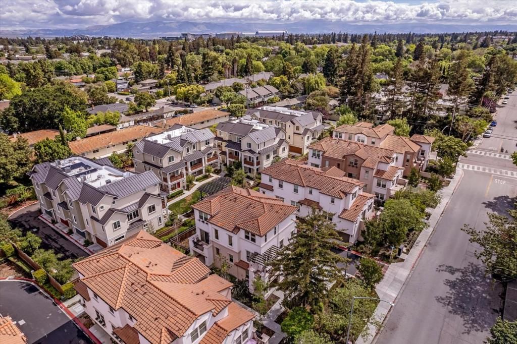 Image 29 of property listing at 1942 San Luis Avenue, Mountain View, CA 94043