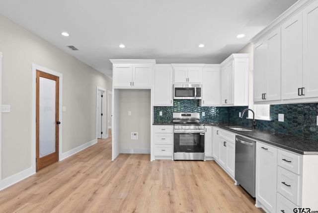 100 Wilson, Arp, TX 75750