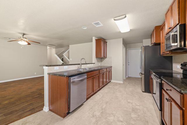 113 Nueces River TRL, Hutto, TX 78634