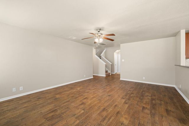 113 Nueces River TRL, Hutto, TX 78634