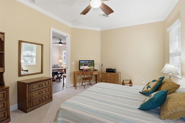 9385 S Deer Park Drive, Homosassa, FL 34446