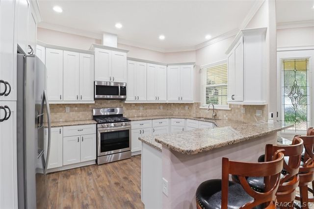 9385 S Deer Park Drive, Homosassa, FL 34446