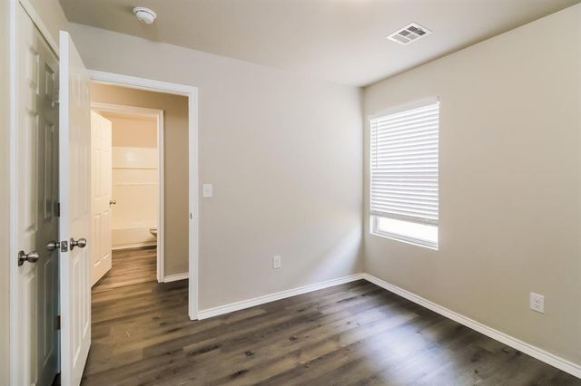 11713 NW 100th Street, Yukon, OK 73099