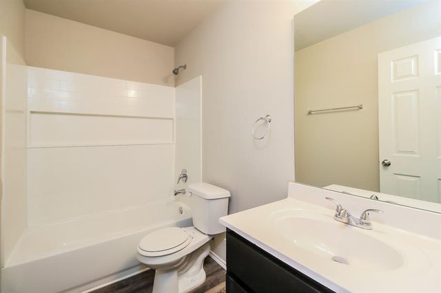 11713 NW 100th Street, Yukon, OK 73099