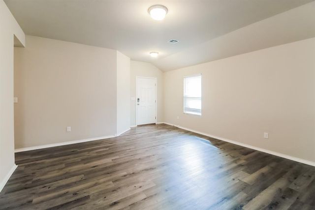 11713 NW 100th Street, Yukon, OK 73099