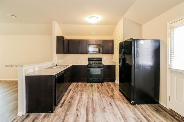 11713 NW 100th Street, Yukon, OK 73099