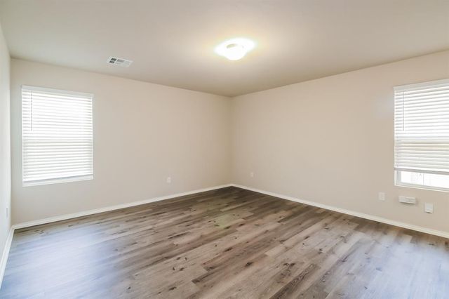 11713 NW 100th Street, Yukon, OK 73099