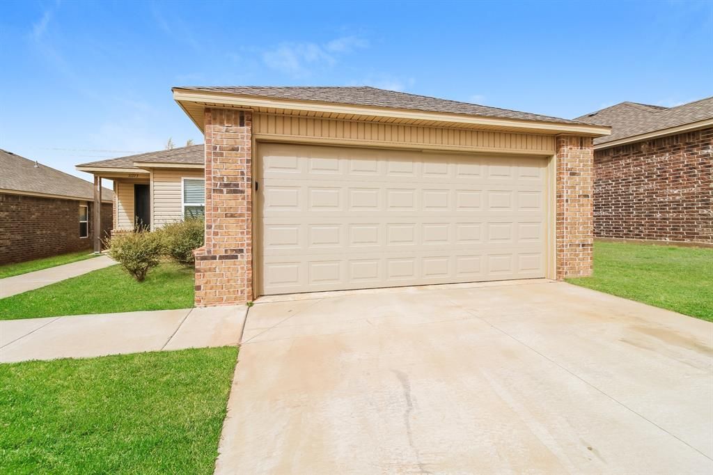 11713 NW 100th Street, Yukon, OK 73099