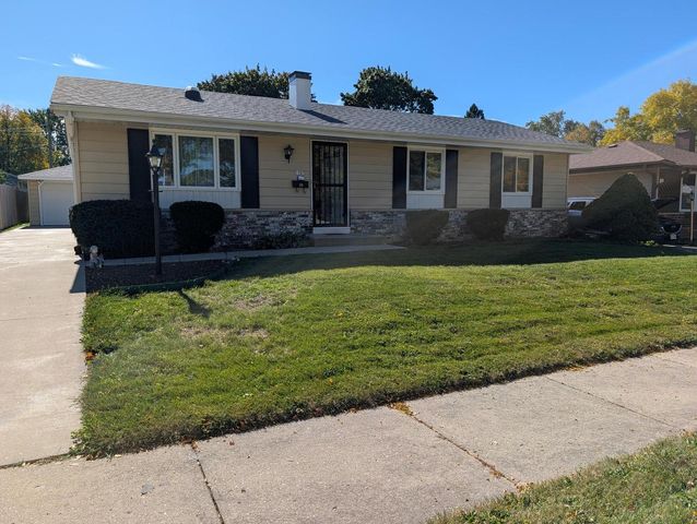 7925 W Denver AVENUE, Milwaukee, WI 53223