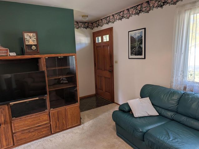 7925 W Denver AVENUE, Milwaukee, WI 53223