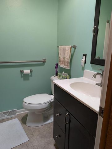 7925 W Denver AVENUE, Milwaukee, WI 53223