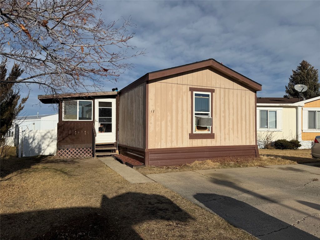 3805 7th Street NE 17, Great Falls, MT 59404