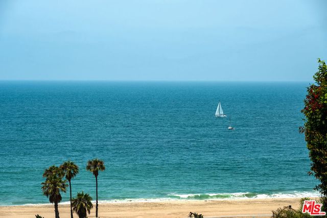 7740 Redlands Street G3083, Playa Del Rey, CA 90293