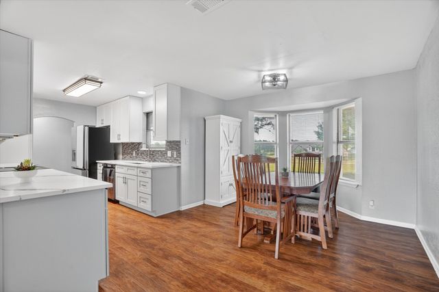 100 Green Meadows Circle, Springtown, TX 76082