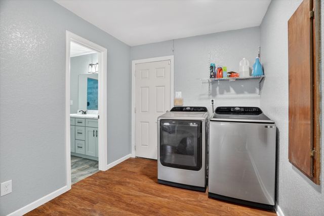 100 Green Meadows Circle, Springtown, TX 76082