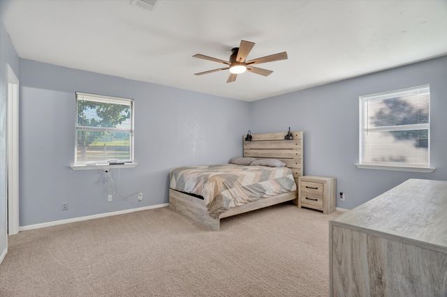 100 Green Meadows Circle, Springtown, TX 76082