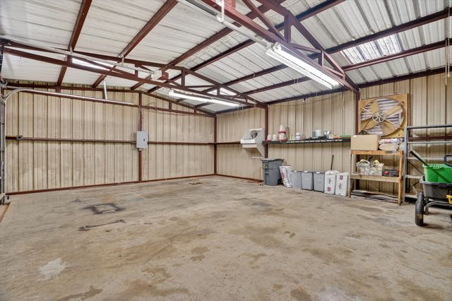 100 Green Meadows Circle, Springtown, TX 76082