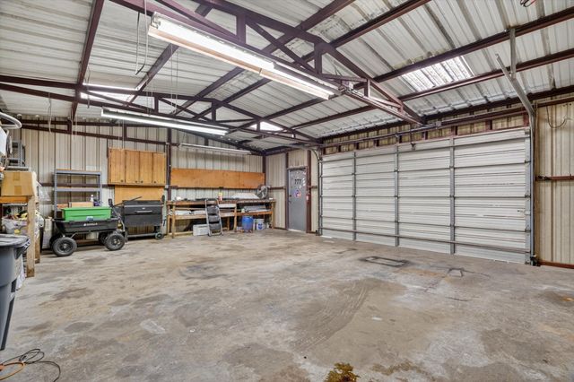 100 Green Meadows Circle, Springtown, TX 76082
