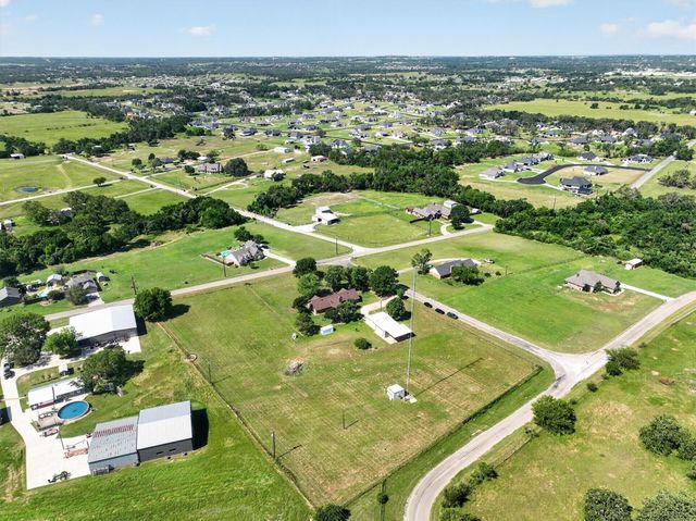 100 Green Meadows Circle, Springtown, TX 76082