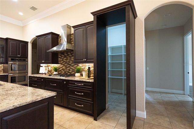 9468 WATERFORD OAKS DRIVE, Winter Haven, FL 33884