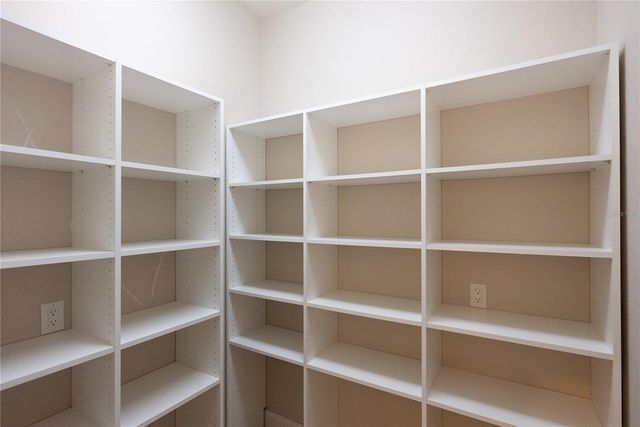 9468 WATERFORD OAKS DRIVE, Winter Haven, FL 33884