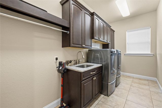 9468 WATERFORD OAKS DRIVE, Winter Haven, FL 33884