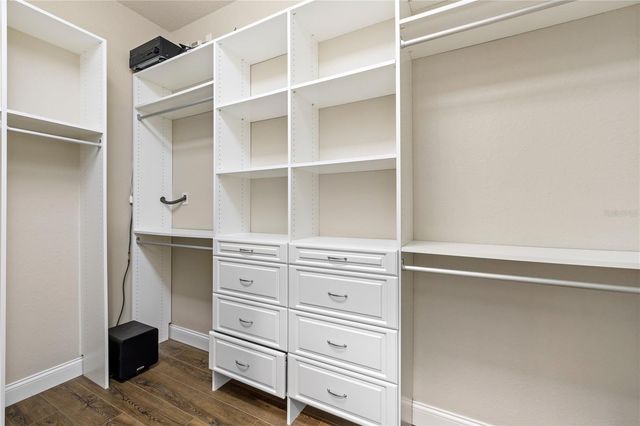 9468 WATERFORD OAKS DRIVE, Winter Haven, FL 33884