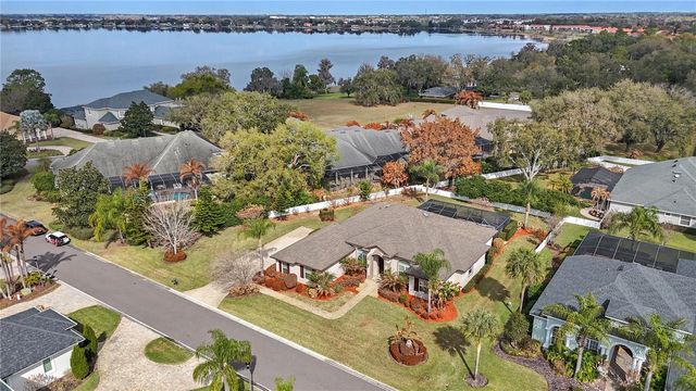 9468 WATERFORD OAKS DRIVE, Winter Haven, FL 33884