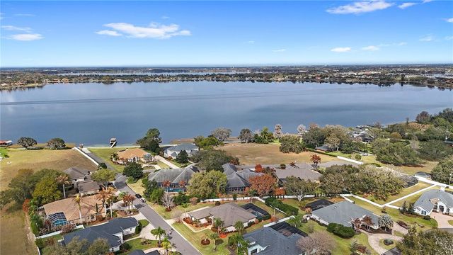 9468 WATERFORD OAKS DRIVE, Winter Haven, FL 33884