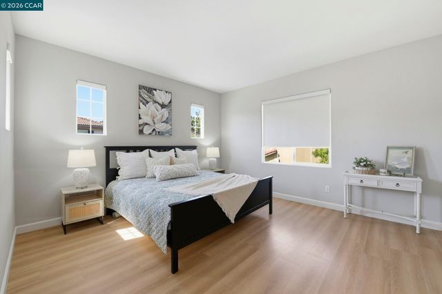 769 Plantation Ln, Hayward, CA 94544