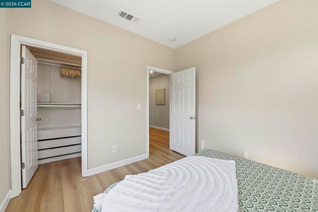 769 Plantation Ln, Hayward, CA 94544