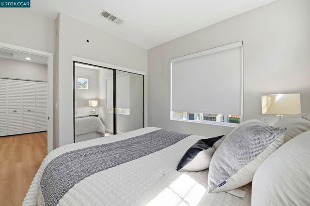769 Plantation Ln, Hayward, CA 94544