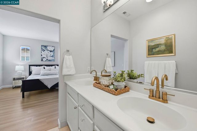 769 Plantation Ln, Hayward, CA 94544