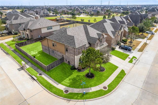 9522 Whitebark Pine Way, Cypress, TX 77433