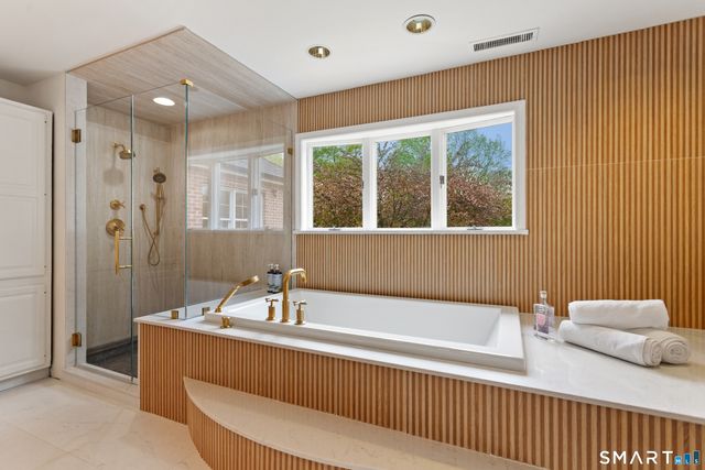 223 Jonathan Drive, Stamford, CT 06903