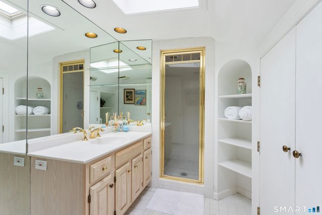 223 Jonathan Drive, Stamford, CT 06903