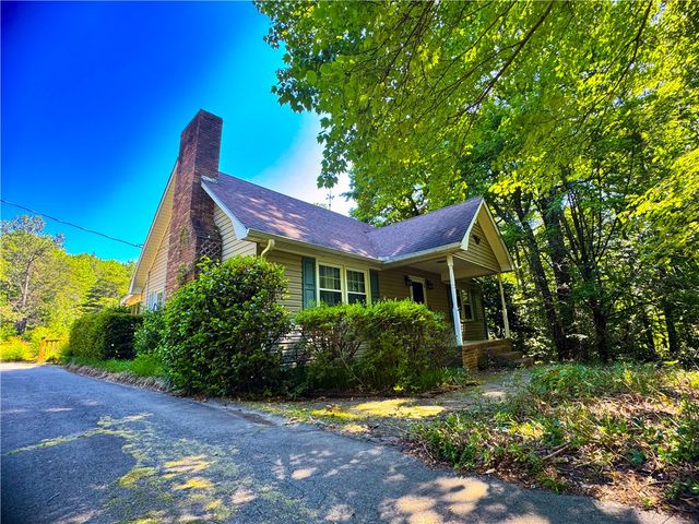 213 Anthony Road, Pickens, SC 29671