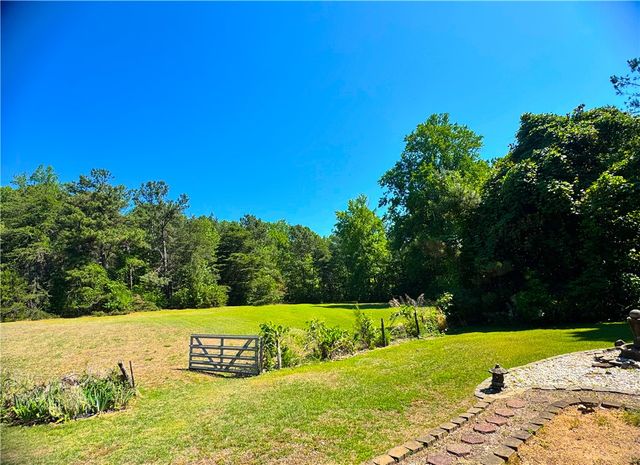 213 Anthony Road, Pickens, SC 29671