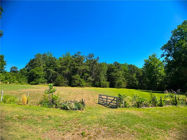 213 Anthony Road, Pickens, SC 29671