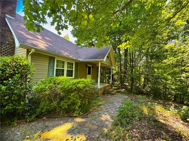 213 Anthony Road, Pickens, SC 29671