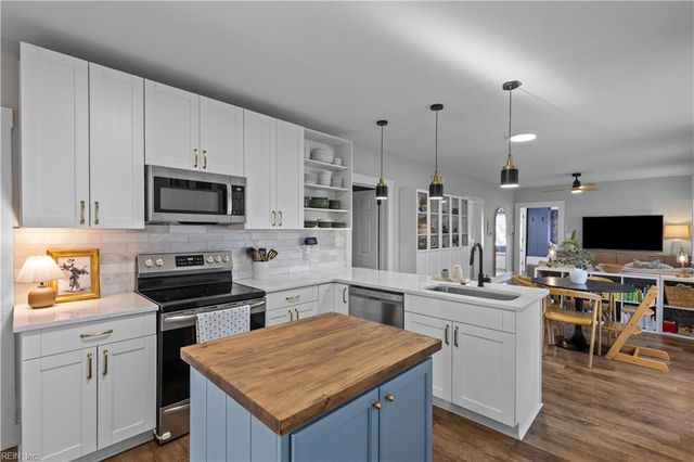 9264 Coleman AVE, Norfolk, VA 23503