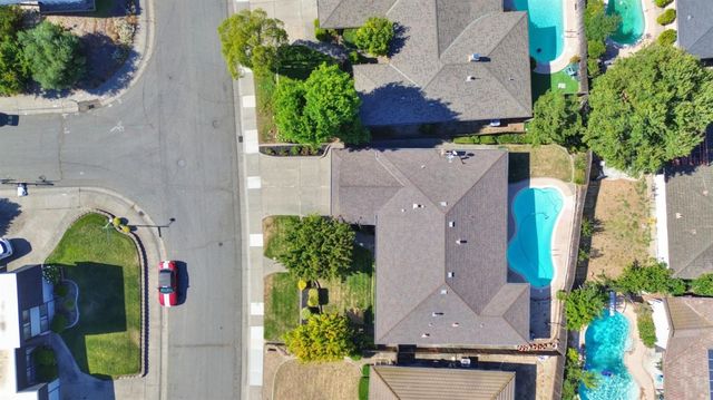 7443 Mooncrest Way, Sacramento, CA 95831