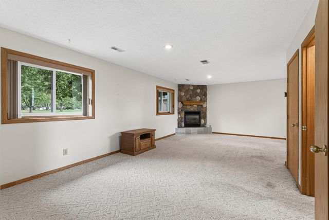 15275 88th Street NE, Elk River, MN 55330